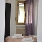 Gasthuis Fly Me To Venice 4*